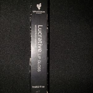 Younique lucrative lip gloss